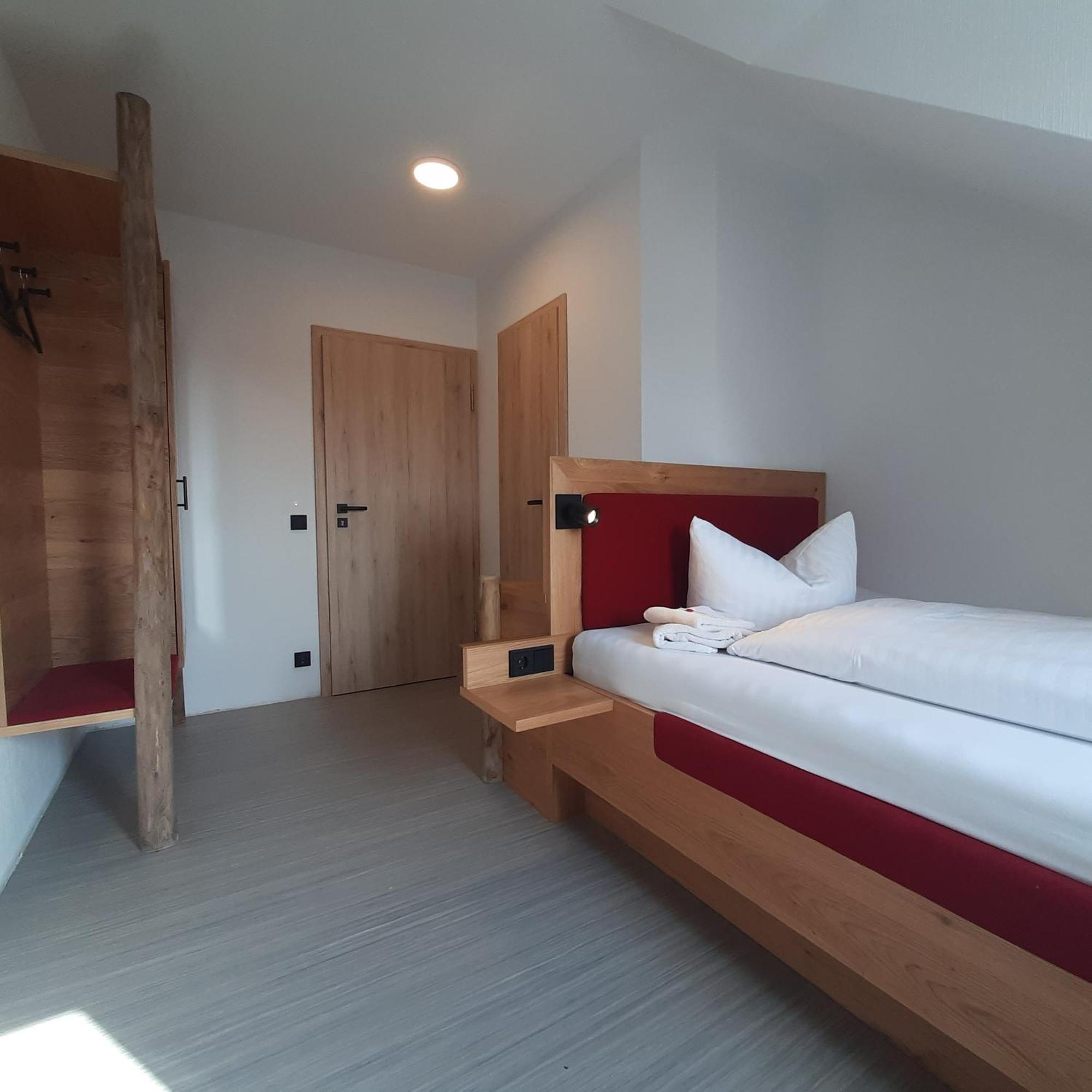 Regenbogenhof Rudelswalde Hotel Crimmitschau ภายนอก รูปภาพ